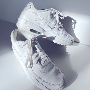 SOLD - Nike Air Max 90 LTR - Big Kids’ Shoes, 7 Youth, Woman’s 8